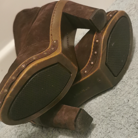 Heeled Boots - Picture 3 of 5